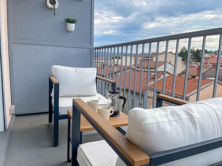 Le Lagon Bleu - Appt Wifi Parking Balcon Le Puy-en-Velay Exterior photo